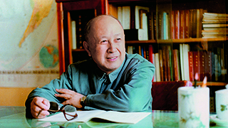 錢學(xué)森：我姓錢，但不愛錢