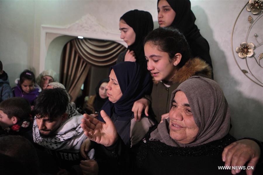 MIDEAST-HEBRON-FUNERAL