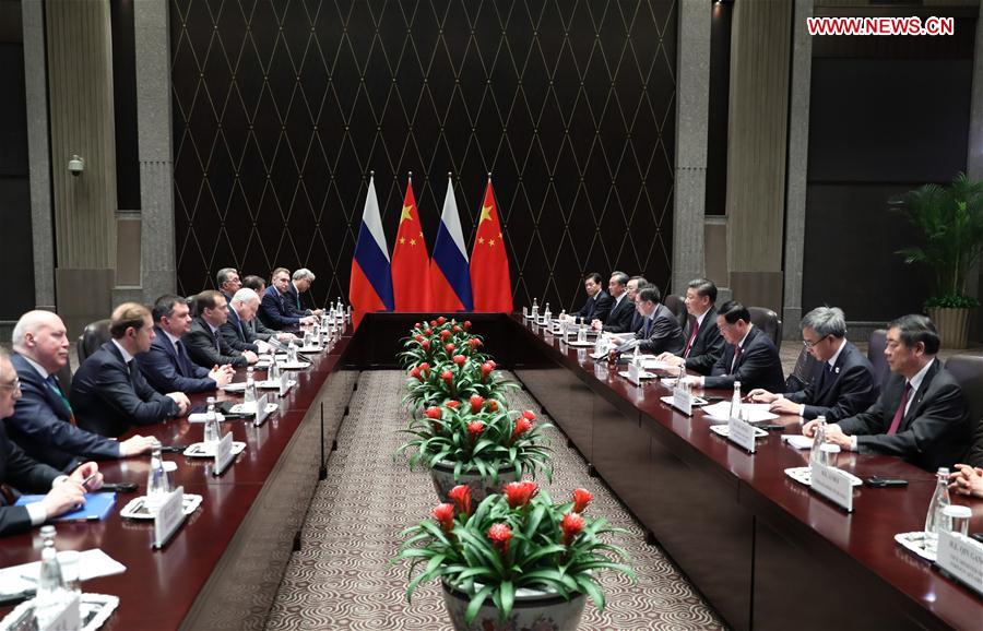 (IMPORT EXPO)CHINA-SHANGHAI-XI JINPING-RUSSIAN PM-MEETING (CN)