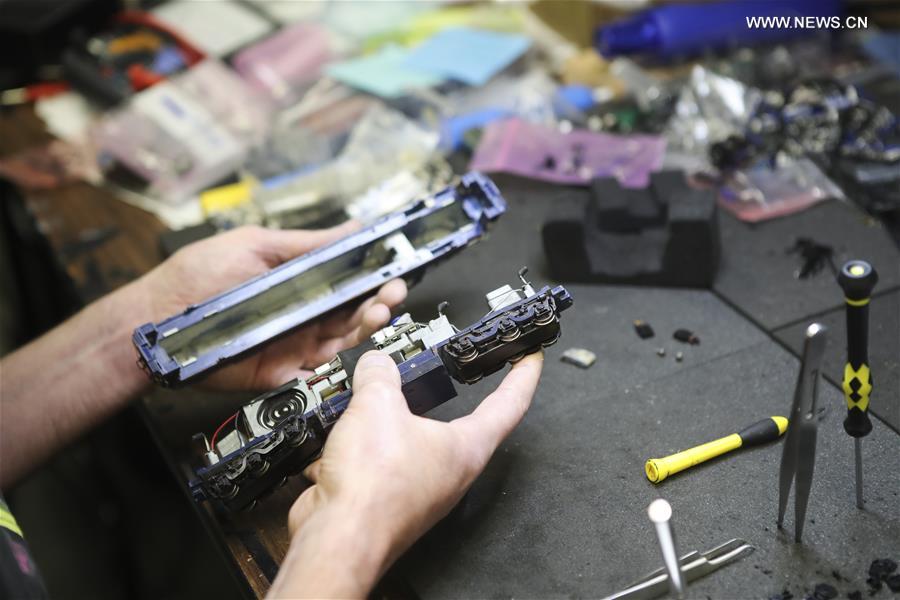 Xinhua Headlines: New tariffs on Chinese imports would sink U.S. small toy companies, disrupt holiday season