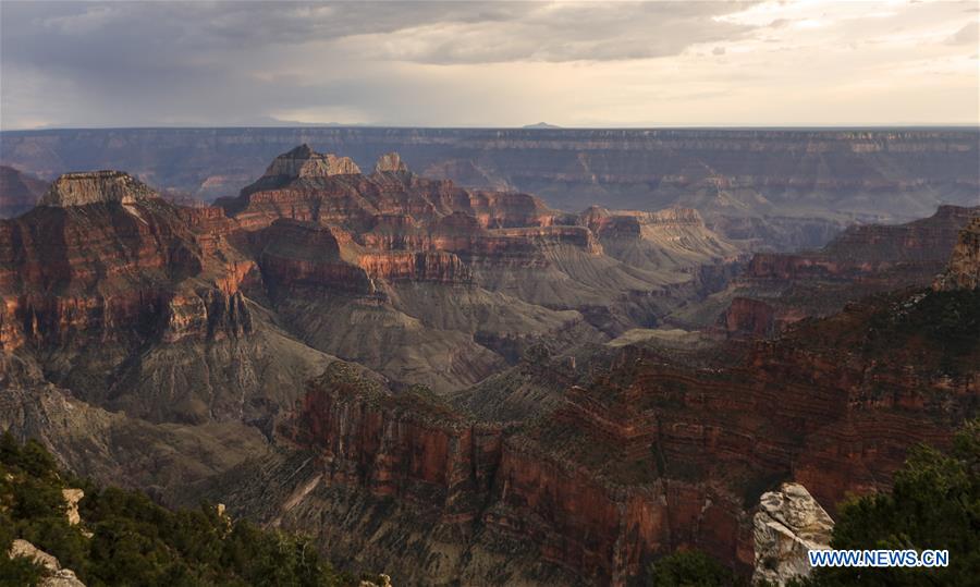 U.S.-LOS ANGELES-GRAND CANYON-SCENERY