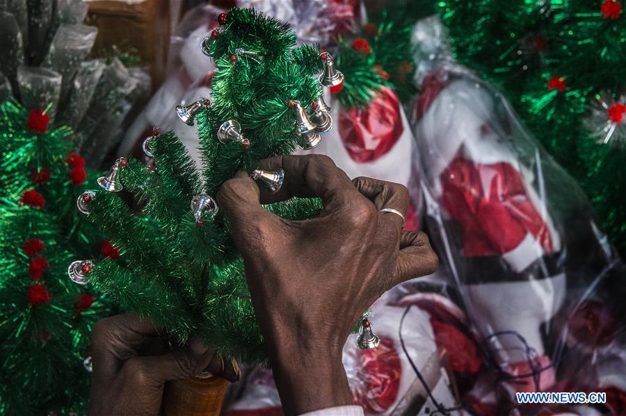 INDIA-KOLKATA-CHRISTMAS MARKET&nbsp;