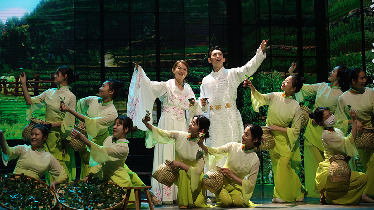 大型茶文化史詩音樂劇《茶道：一葉乾坤》演出現(xiàn)場(chǎng)