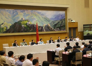 輿論積極評(píng)價(jià)中國(guó)政府簡(jiǎn)政放權(quán)再提速