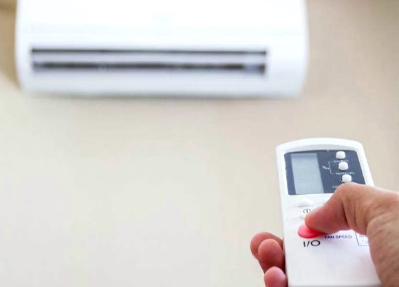 在空調(diào)環(huán)境待久了，會(huì)得皮膚病嗎？