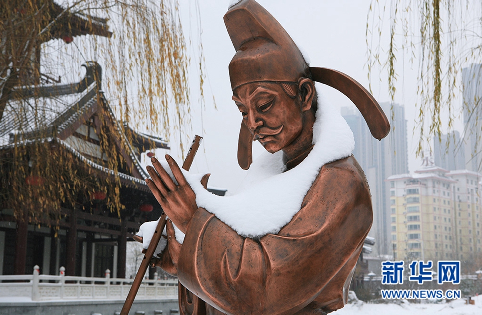 瑞雪降中原，洛河岸邊賞雪景