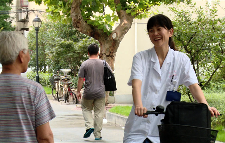 致敬偉大改革｜對話40年，講述身邊的健康故事（第十七集）&mdash;&mdash;從赤腳醫(yī)生到鄉(xiāng)村醫(yī)生