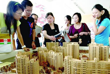 房地產(chǎn)企業(yè)樂(lè)觀備戰(zhàn)2013 預(yù)期樂(lè)觀 定價(jià)仍謹(jǐn)慎