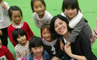 &ldquo;我可以叫你媽媽嗎？&rdquo;&mdash;&mdash;一位基層女代表和她的希望小學(xué)