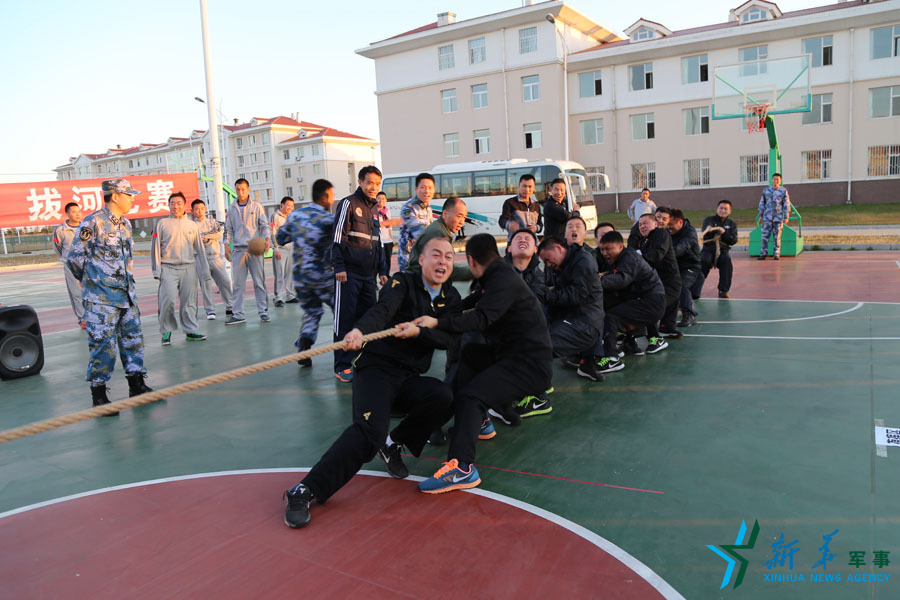 &uarr;資料圖片：張超積極參加團(tuán)文體活動。