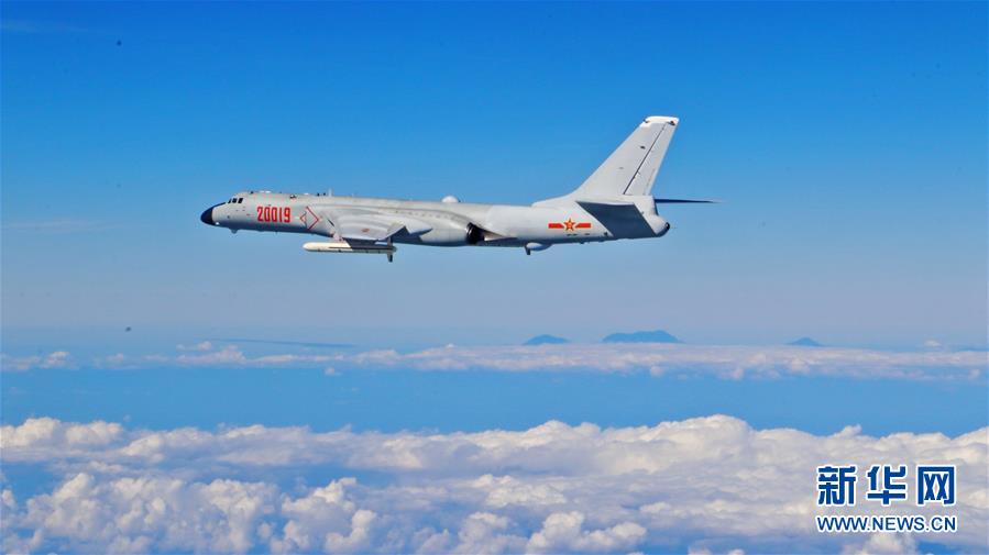 (圖文互動(dòng))(5)掠海巡天鑄鐵拳——空軍“模范轟炸機(jī)大隊(duì)”履行新時(shí)代使命任務(wù)記事