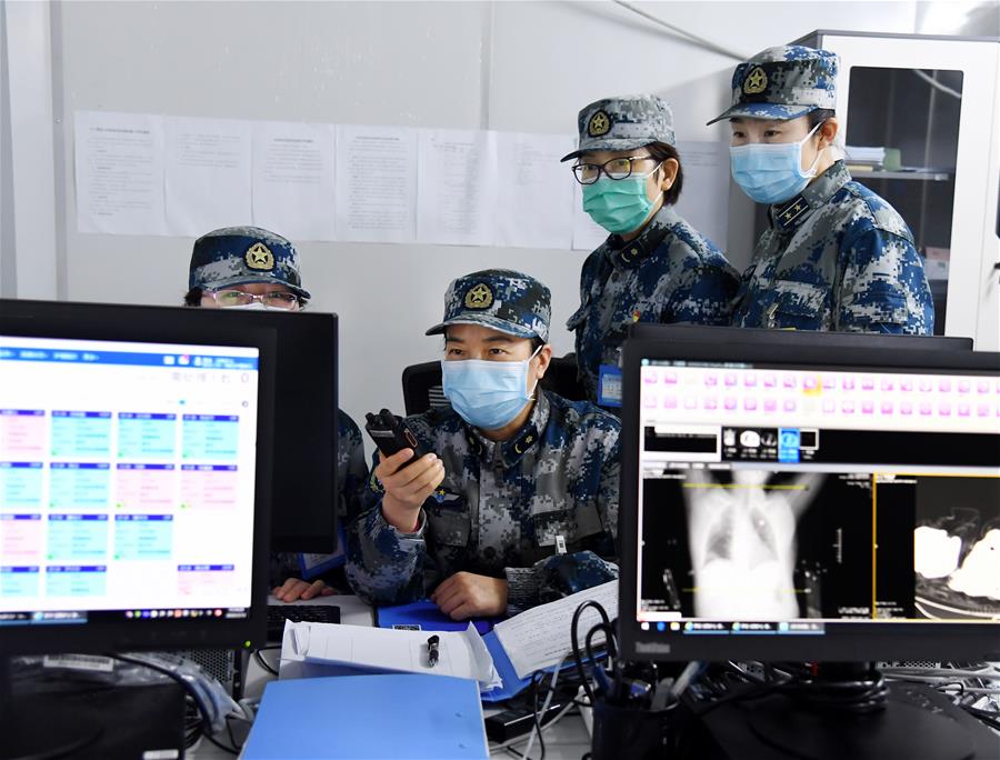 （圖文互動）（4）&ldquo;白衣戰(zhàn)士&rdquo;在沖鋒&mdash;&mdash;記&ldquo;最美新時代革命軍人&rdquo;仲月霞