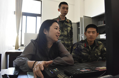 軍嫂鄭如:雖苦不怕，是我對(duì)愛(ài)的承諾