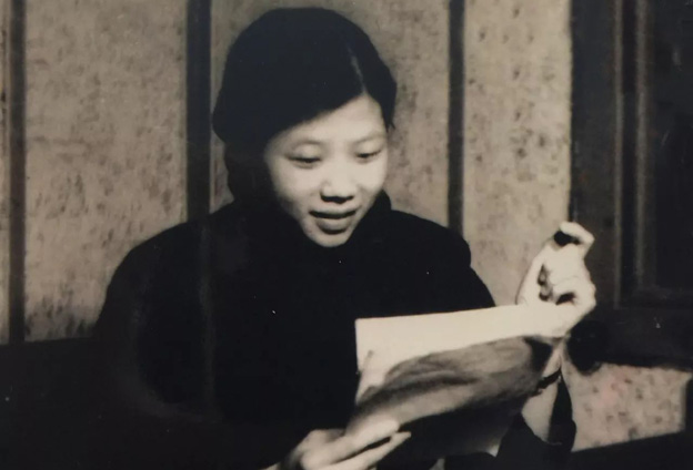 普通話推廣的重要時期，讀音以電臺為準，播音員崗位責(zé)任重大，必須以身作則，多問出處。