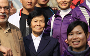 中國(guó)科學(xué)院院士、歸僑鄭守儀