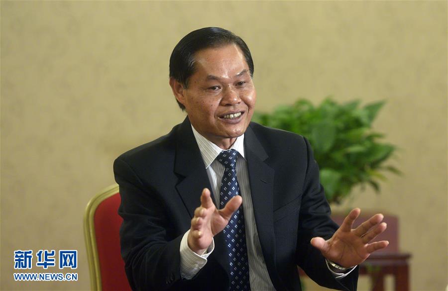 （圖文互動(dòng)）（5）中國發(fā)展進(jìn)入新時(shí)代&mdash;&mdash;9名外籍語言專家眼中的十九大報(bào)告