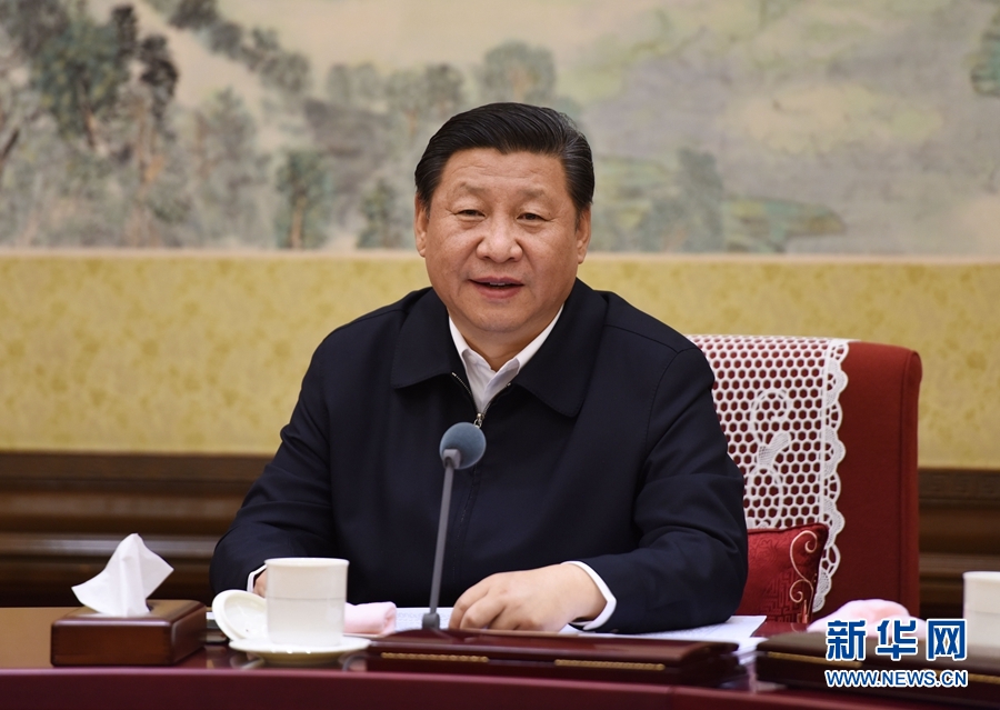 12月28日至29日，中共中央政治局召開專題民主生活會，對照檢查踐行&ldquo;三嚴(yán)三實&rdquo;情況，討論研究加強(qiáng)黨風(fēng)廉政建設(shè)措施。中共中央總書記習(xí)近平主持會議并發(fā)表重要講話。新華社記者 李學(xué)仁 攝 