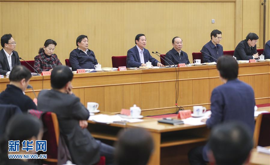 3月17日，中共中央政治局委員、中央書記處書記、中宣部部長劉奇葆在北京出席中華優(yōu)秀傳統(tǒng)文化傳承發(fā)展工作座談會。 新華社記者丁林?jǐn)z