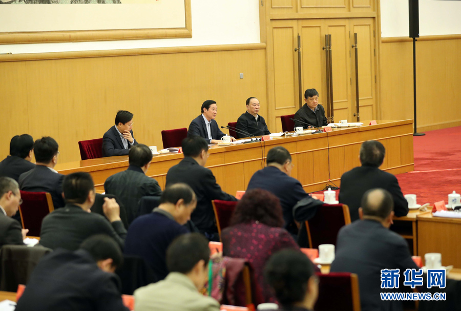 3月23日，治國理政論壇&ldquo;&lsquo;四個全面&rsquo;戰(zhàn)略布局系列理論研討會&rdquo;首場研討會在北京召開，中共中央政治局委員、中央書記處書記、中宣部部長劉奇葆出席會議并講話。新華社記者 劉衛(wèi)兵 攝
