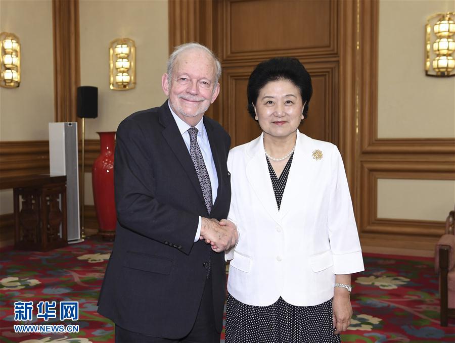 （XHDW）劉延?xùn)|會(huì)見聯(lián)合國(guó)兒童基金會(huì)執(zhí)行主任安東尼&middot;萊克