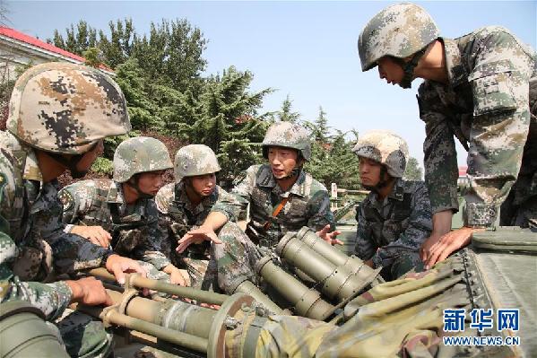 （十九大代表風(fēng)采&middot;圖文互動）（2）&ldquo;大功三連&rdquo;指導(dǎo)員王金龍：矢志強(qiáng)軍的&ldquo;播火者&rdquo;