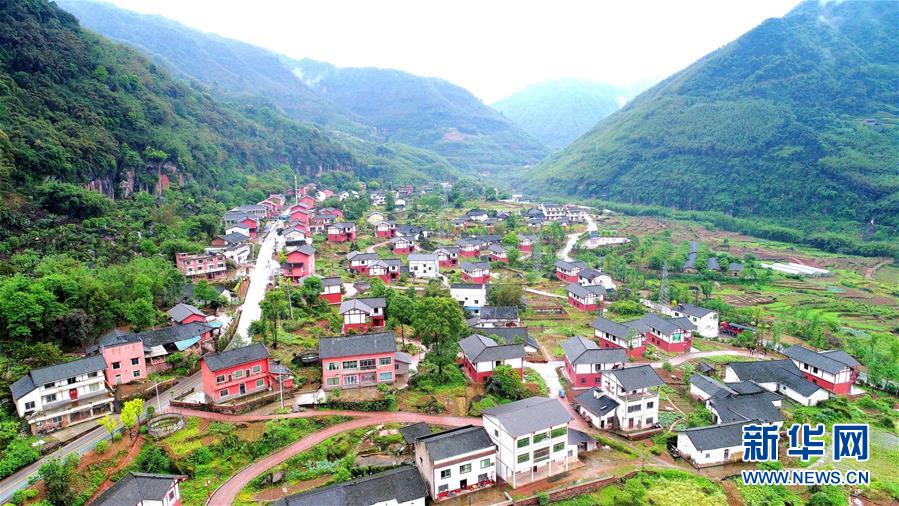 （新華全媒頭條&middot;圖文互動）（4）赤水：別了，貧困！