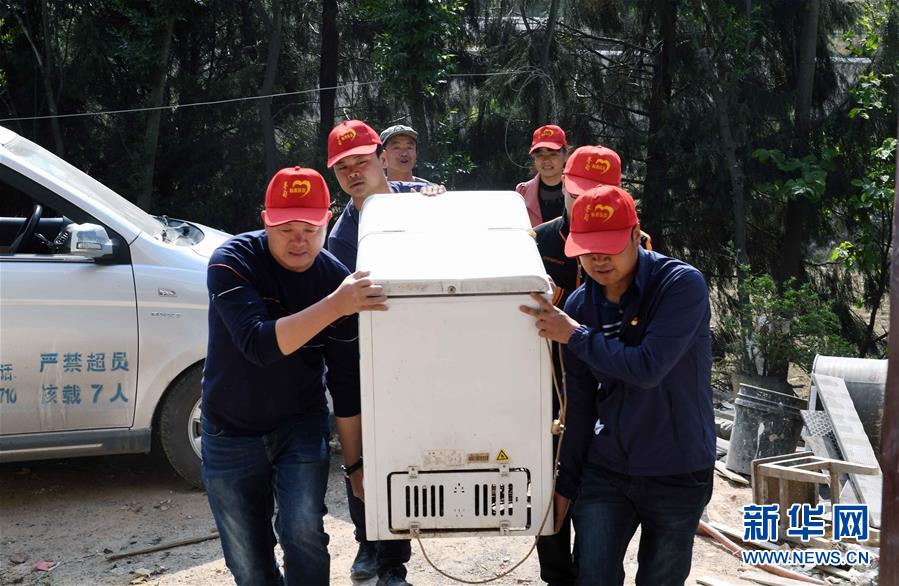 （社會(huì)）（2）云南尋甸：脫貧攻堅(jiān)中的&ldquo;小紅帽&rdquo;幫扶隊(duì)