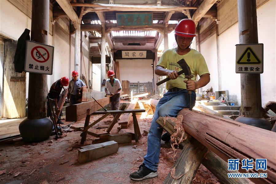 （新華全媒頭條&middot;搶救古民居&middot;圖文互動(dòng)）（7）當(dāng)古民居遇上城鎮(zhèn)化，如何留住鄉(xiāng)愁？