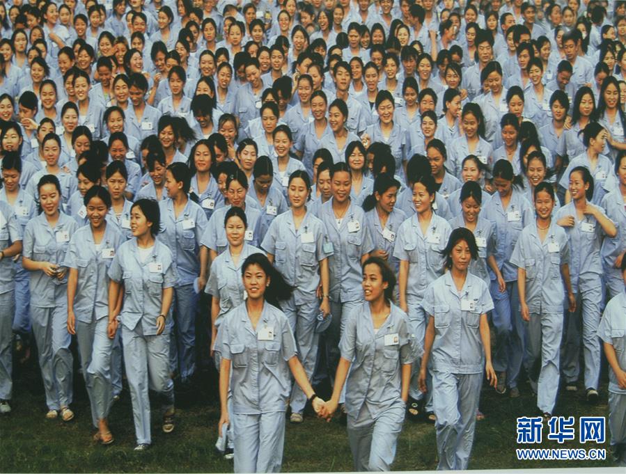 （新華全媒頭條&middot;壯闊東方潮　奮進(jìn)新時(shí)代&mdash;&mdash;慶祝改革開放40年&middot;圖文互動(dòng)）（4）從追趕時(shí)代到引領(lǐng)時(shí)代&mdash;&mdash;從深圳發(fā)展奇跡看中國(guó)改革開放40年 