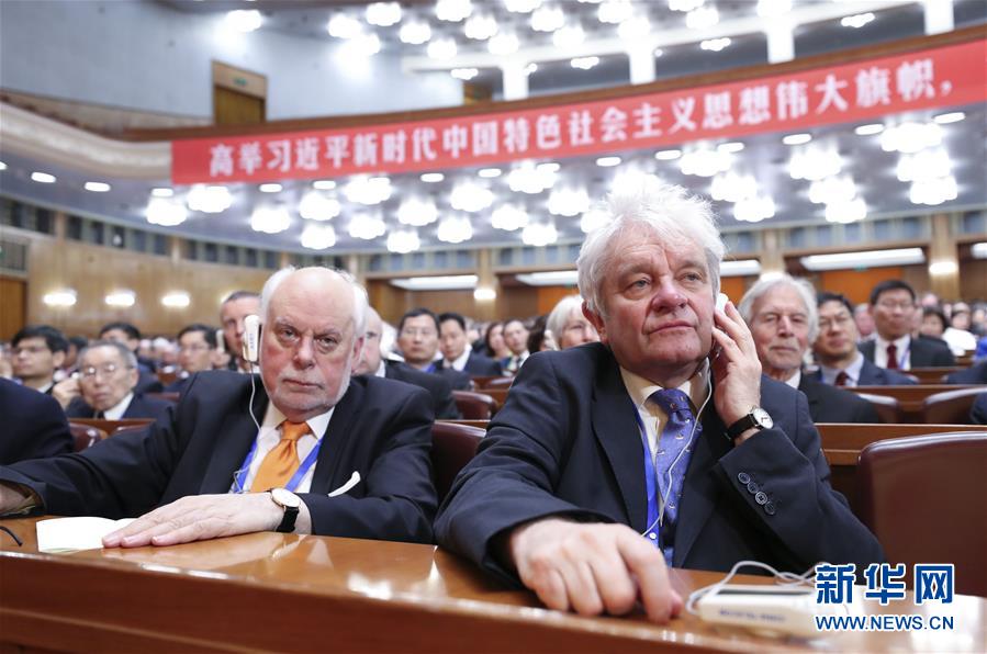 （新華全媒頭條&middot;圖文互動(dòng)）（3）向著建設(shè)世界科技強(qiáng)國(guó)的偉大目標(biāo)奮勇前進(jìn)！&mdash;&mdash;習(xí)近平總書(shū)記在兩院院士大會(huì)上的重要講話(huà)引起熱烈反響之一 