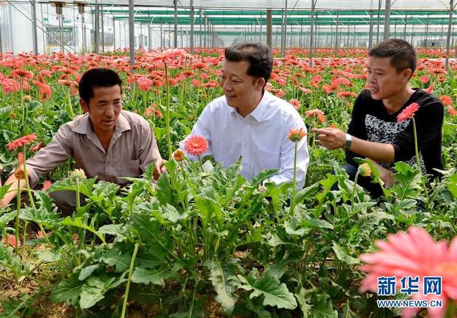 （新華全媒頭條&middot;圖文互動）（6）挺起新時代的精神脊梁&mdash;&mdash;寫在中國共產(chǎn)黨成立97周年之際