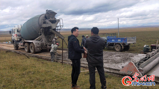 【脫貧攻堅在行動】打通致富路，牧民笑開顏&mdash;&mdash;青海省澤庫縣&ldquo;第一書記&rdquo;張文杰扶貧故事