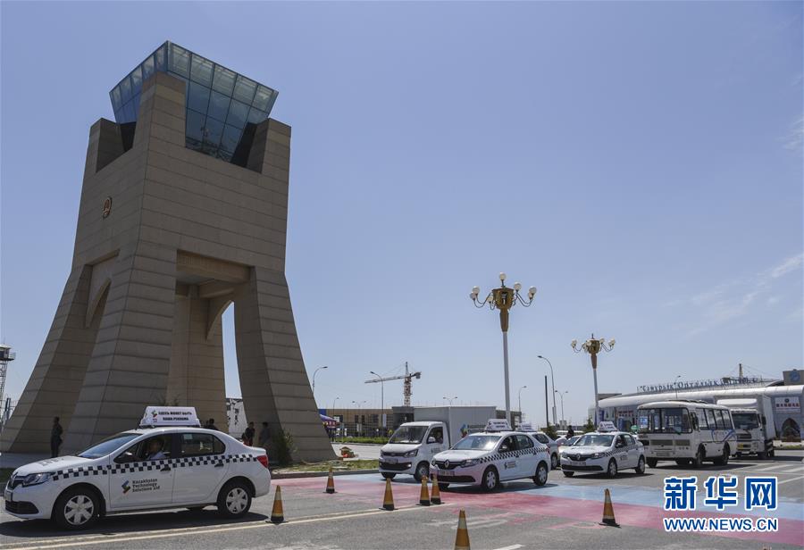 （新華全媒頭條&middot;圖文互動(dòng)）（3）去新疆！穿越古今絲綢之路