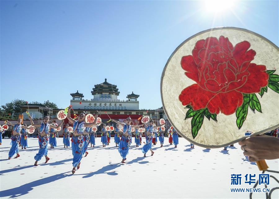 （新華全媒頭條&middot;圖文互動(dòng)）（1）最年輕的節(jié)日 最悠久的牽念&mdash;&mdash;寫(xiě)給首個(gè)中國(guó)農(nóng)民豐收節(jié)