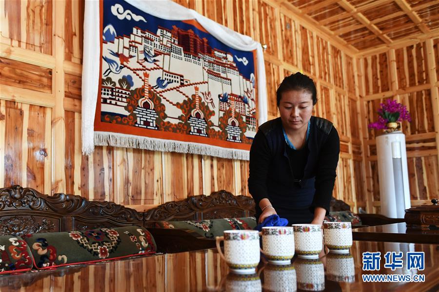 （新華全媒頭條&middot;聚焦鄉(xiāng)村振興戰(zhàn)略規(guī)劃&middot;圖文互動(dòng)）（8）推進(jìn)鄉(xiāng)村振興的行動(dòng)指南&mdash;&mdash;解讀鄉(xiāng)村振興戰(zhàn)略首個(gè)五年規(guī)劃亮點(diǎn)