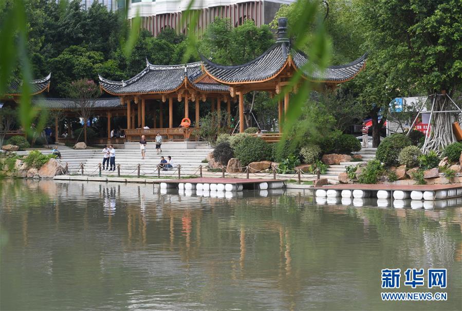 （新華全媒頭條&middot;圖文互動）（4）為祖國驕傲，祝福偉大祖國！&mdash;&mdash;國慶漫記