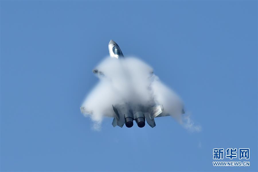 （鏡觀中國(guó)&middot;新華社國(guó)內(nèi)照片一周精選）（7）一飛沖天
