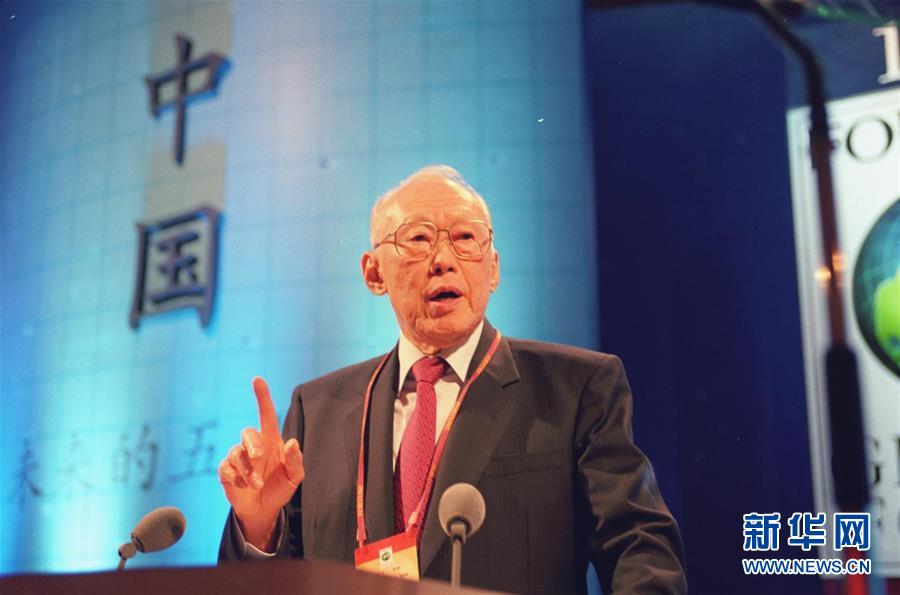 （圖文互動）（6）為發(fā)展和進步，與中國攜手同行&mdash;&mdash;中國改革友誼獎章獲得者群像 