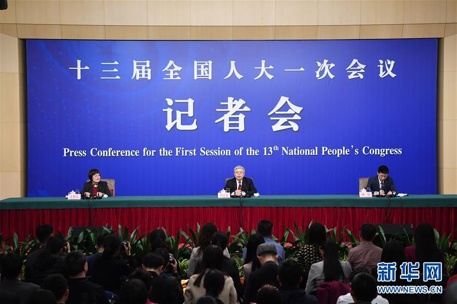 （兩會）（1）國務院扶貧辦主任劉永富就&ldquo;打好精準脫貧攻堅戰(zhàn)&rdquo;答記者問