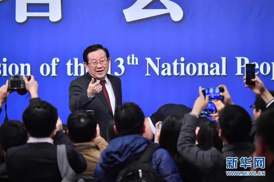 （兩會）（5）科技部部長萬鋼等就&ldquo;加快建設(shè)創(chuàng)新型國家&rdquo;答記者問