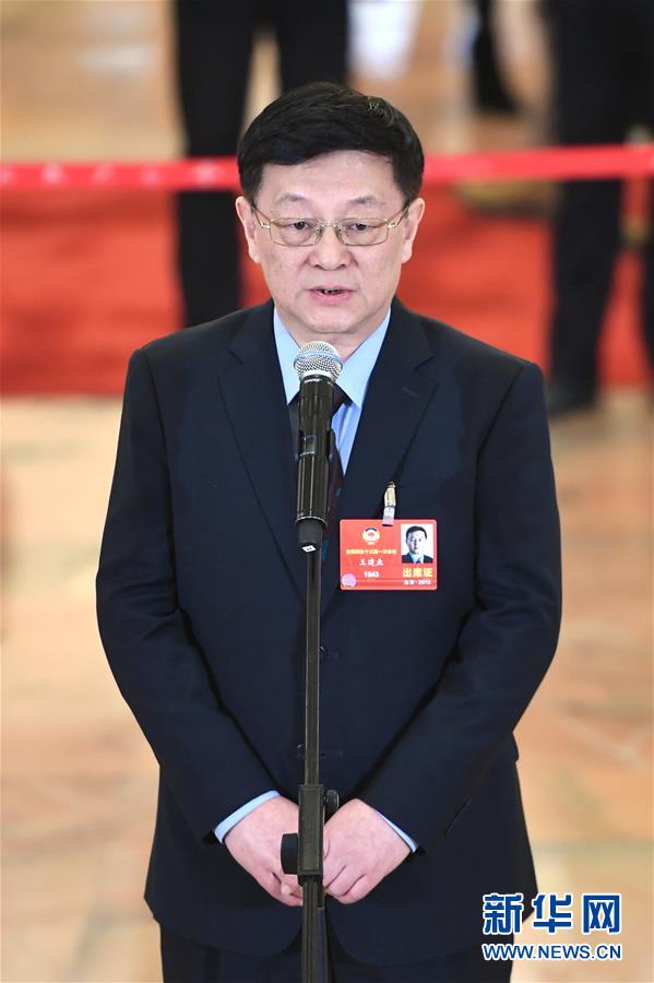 （兩會(huì)&middot;XHDW）（13）全國(guó)政協(xié)委員接受采訪