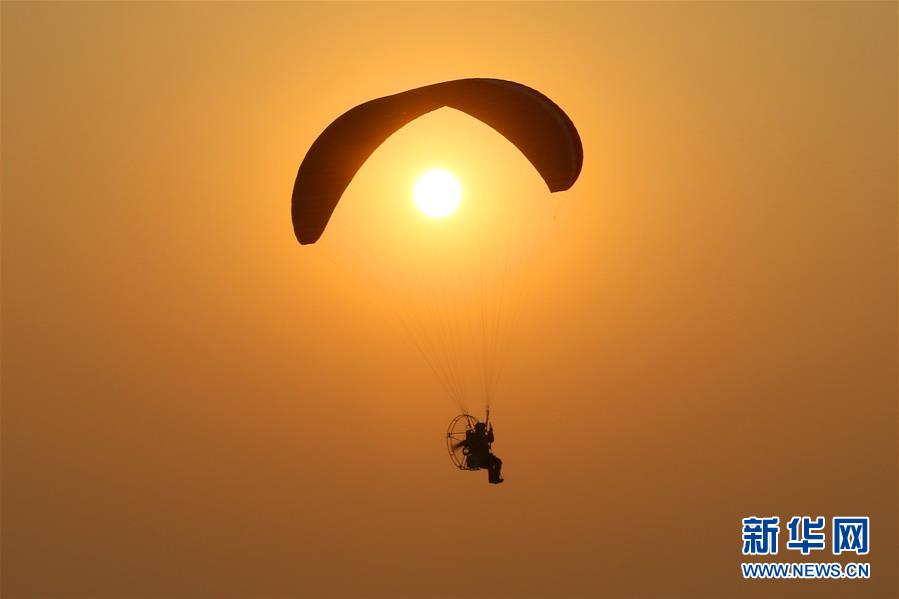 #（社會(huì)）（1）2019，我們來(lái)了