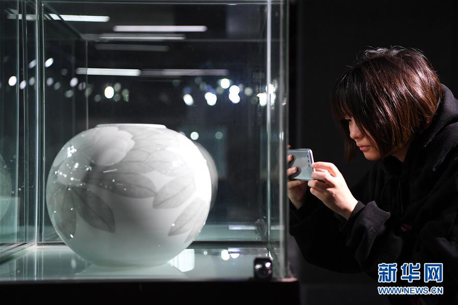 （新華全媒頭條&middot;圖文互動）（6）千年窯火中的&ldquo;復(fù)興密碼&rdquo;&mdash;&mdash;景德鎮(zhèn)新觀察