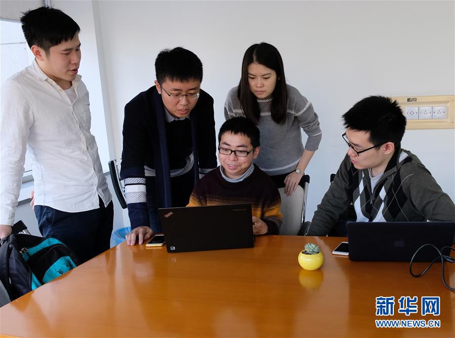 （圖文互動）（5）平靜而充滿力量&mdash;&mdash;&ldquo;中國網(wǎng)事&middot;感動2018&rdquo;年度網(wǎng)絡人物群像