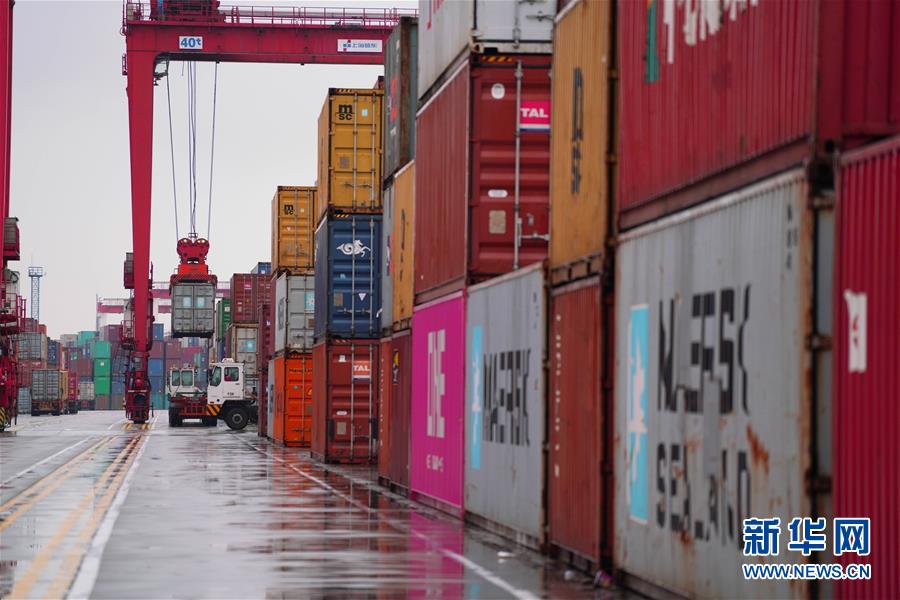 (在習(xí)近平新時(shí)代中國(guó)特色社會(huì)主義思想指引下·將改革開(kāi)放進(jìn)行到底·大國(guó)之約)(新華全媒頭條·圖文互動(dòng))(2)潮起東方浪涌時(shí)——來(lái)自對(duì)外開(kāi)放前沿的時(shí)代強(qiáng)音