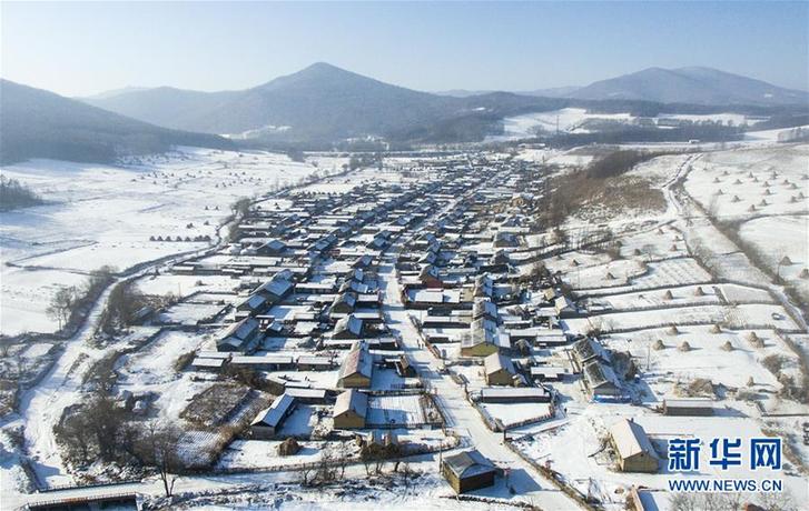 （在習(xí)近平新時代中國特色社會主義思想指引下&mdash;&mdash;新時代新作為新篇章&middot;圖文互動）（1）三年，從無名小屯到聲名遠播&mdash;&mdash;這個&ldquo;雪鄉(xiāng)&rdquo;是如何做到的？