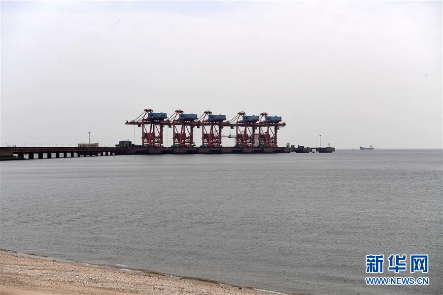 （兩會前夕看落實&middot;圖文互動）（6）開放合作走活發(fā)展&ldquo;新棋局&rdquo;－－廣西落實習(xí)近平總書記全國兩會重要講話精神紀(jì)實