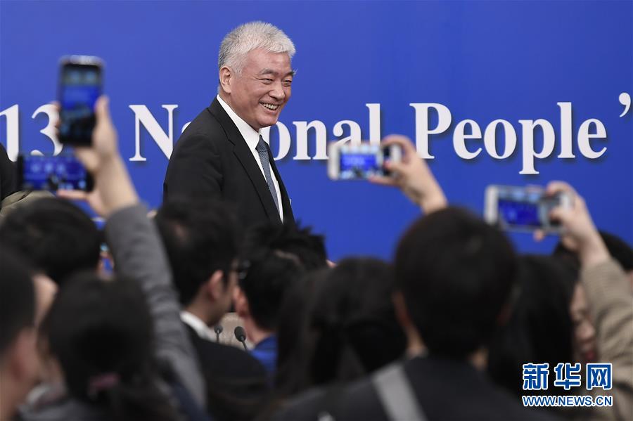 （兩會&middot;XHDW）（7）科技部部長王志剛等就&ldquo;加快建設(shè)創(chuàng)新型國家&rdquo;答記者問