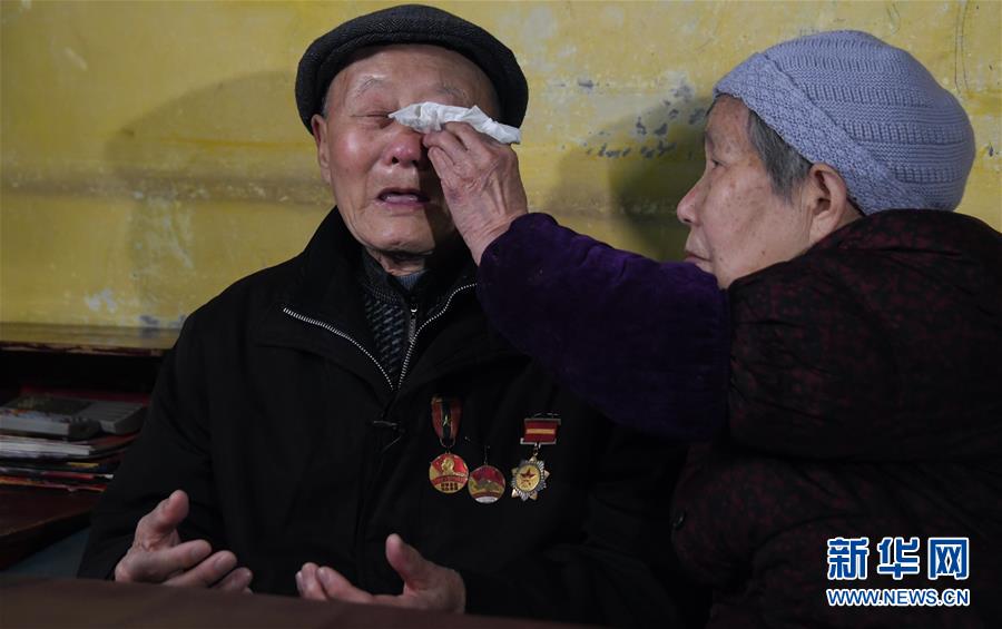 （新華全媒頭條&middot;圖文互動）（8）英雄無言&mdash;&mdash;95歲老黨員張富清的本色人生