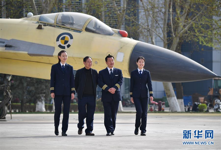 (新華全媒頭條·圖文互動)(5)試飛60年 鋪就中國通天路